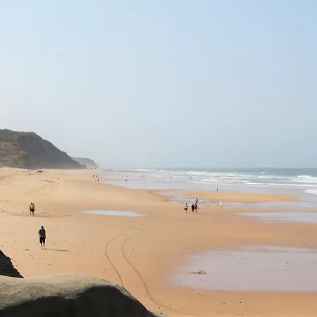 Apart-hotel Vale De - 4*