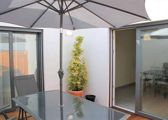 Hotel apartamentowy Vale De -